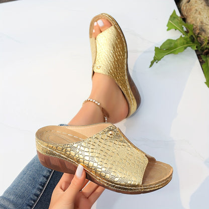 CrocoStep™ – Stylish &amp; Comfortable Slippers 