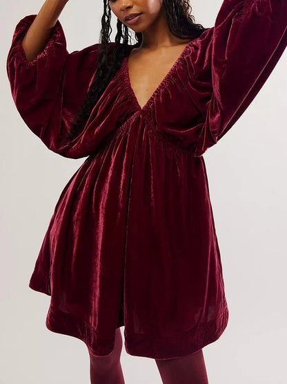 Velvet Vibe™ | Velvet mini dress