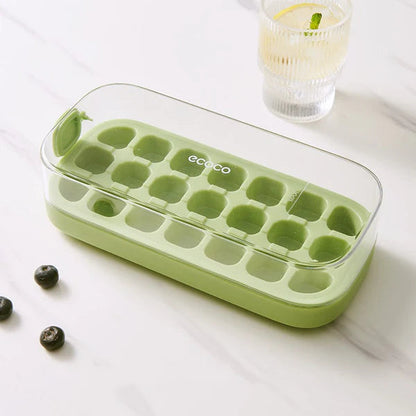 Flexible Silikon-Eiswürfelschalen für einfaches Eiswürfeln zu Hause