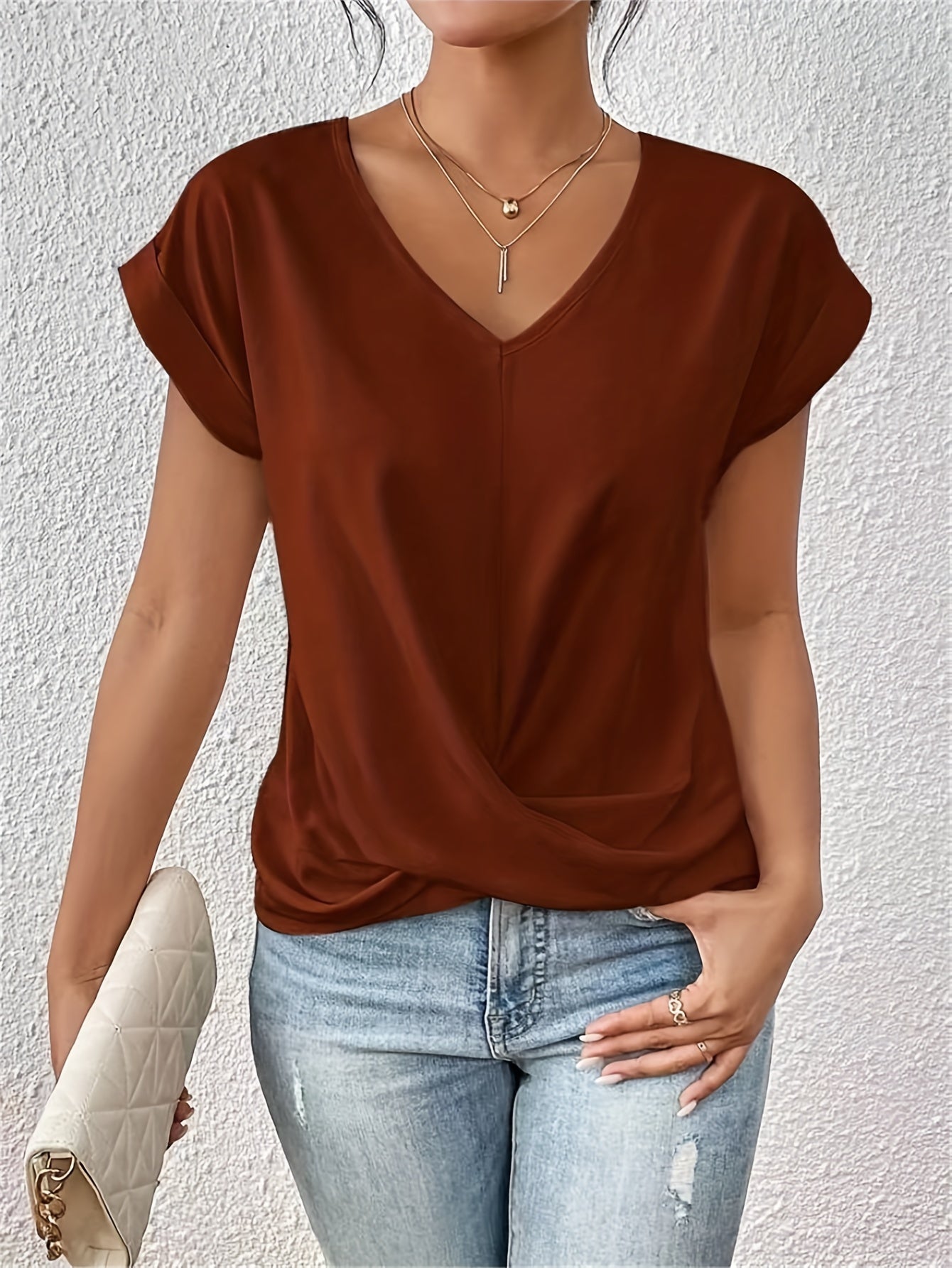 Cleo™ | Casual sweetheart neck T-shirt