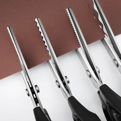 SilkySnipper™ | Scissors with a thick, sharp tip!