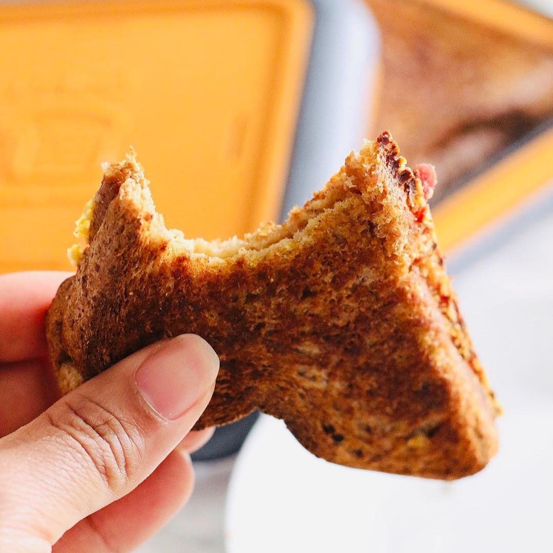 Kompakter Mikrowellen-Toastie-Sandwichmaker für schnelle Snacks