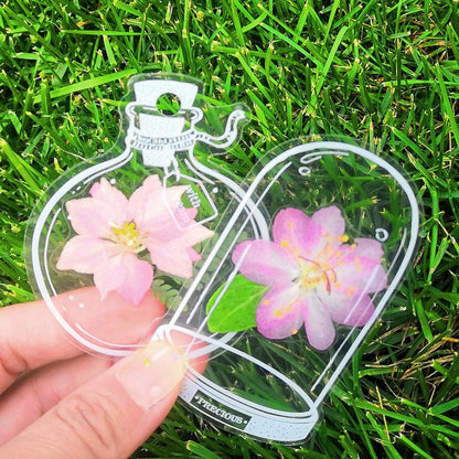 FloraMark - Schützen Sie Ihre Bücher elegant mit echten Blumen