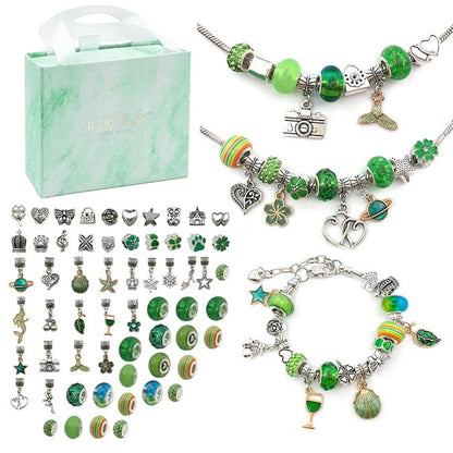CharmCrafters – Kreativität und Selbstvertrauen mit personalisierten Armbändern steigern