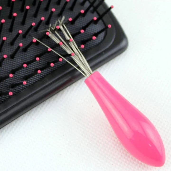 HairAway™ | Hairbrush cleaning tool