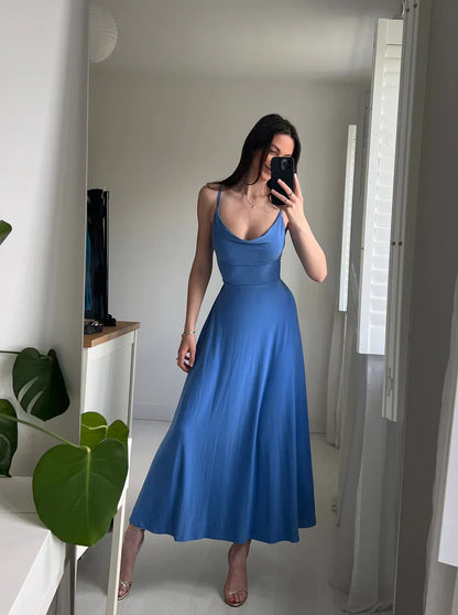 FlipChic™ | 2-in-1 dress that can be worn on both sides