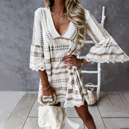 Elga™ | Boho summer dress for women – Short dress with V-neck, trumpet sleeves &amp; lace details in an ethnic look 