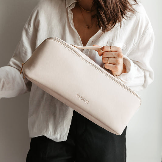 SALY LARGE™ | Expandable Makeup &amp; Hair Travel Bag 