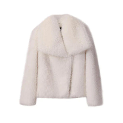 Axela™ | Elegant women's fur coat for stylish winter fashion 2024