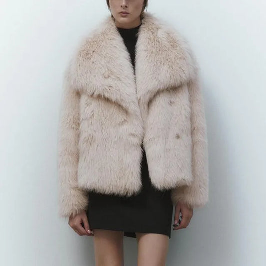 Axela™ | Elegant women's fur coat for stylish winter fashion 2024