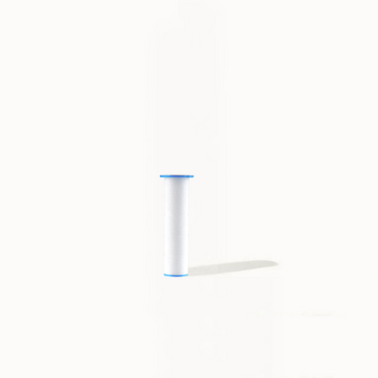 Intelligent shower head with integrated water filter system
