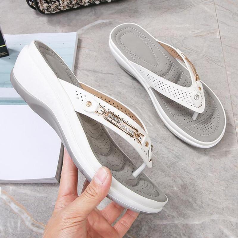 TrendyFlops™ | Soft orthopedic sandals