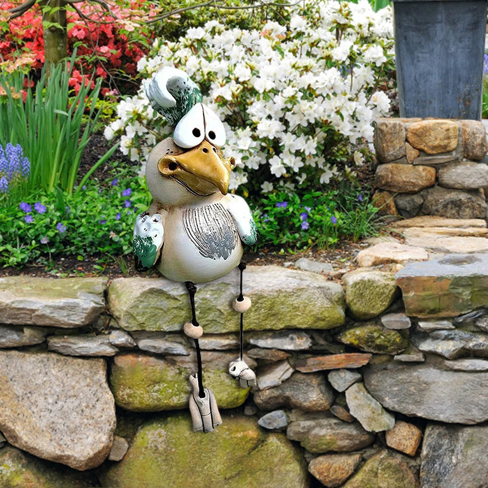 Birdie™ - Durable resin chicken decoration