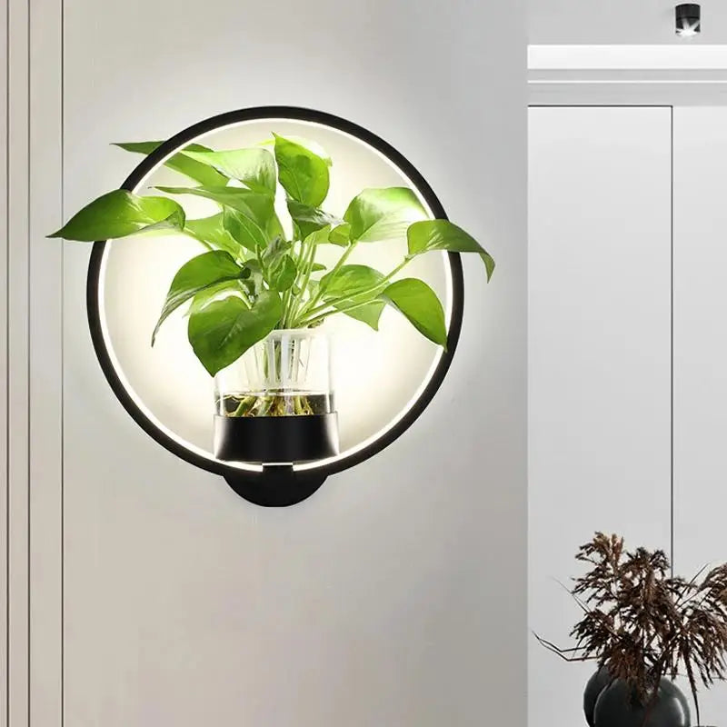 Wandlicht mit Stil & integriertem Pflanzgefäß