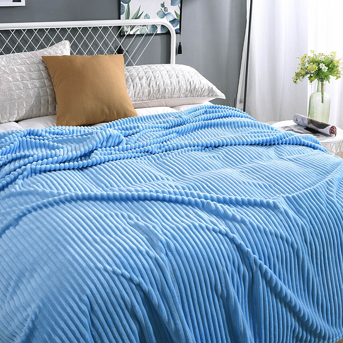 Velvet Fleece Blanket™ | Comfort and style for every season