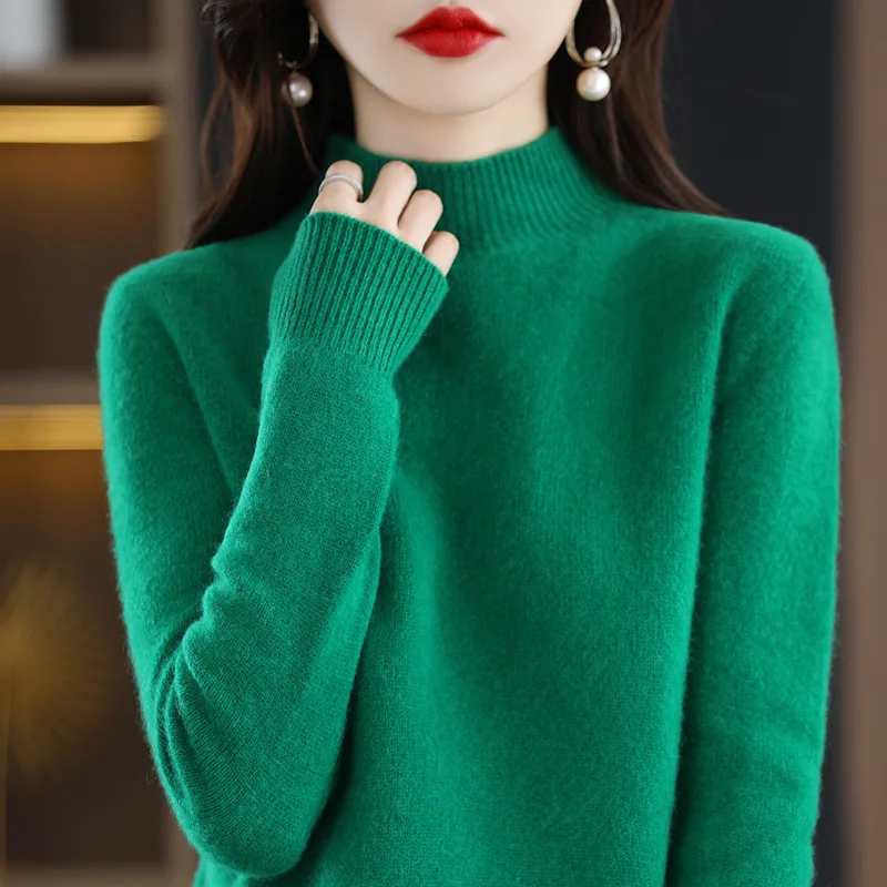 Marilyn™ | Women's knitted sweater in a fixed fit and color