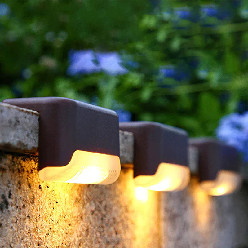 SolarPath™ | Solar-Powered Outdoor Lights (4 Pack)