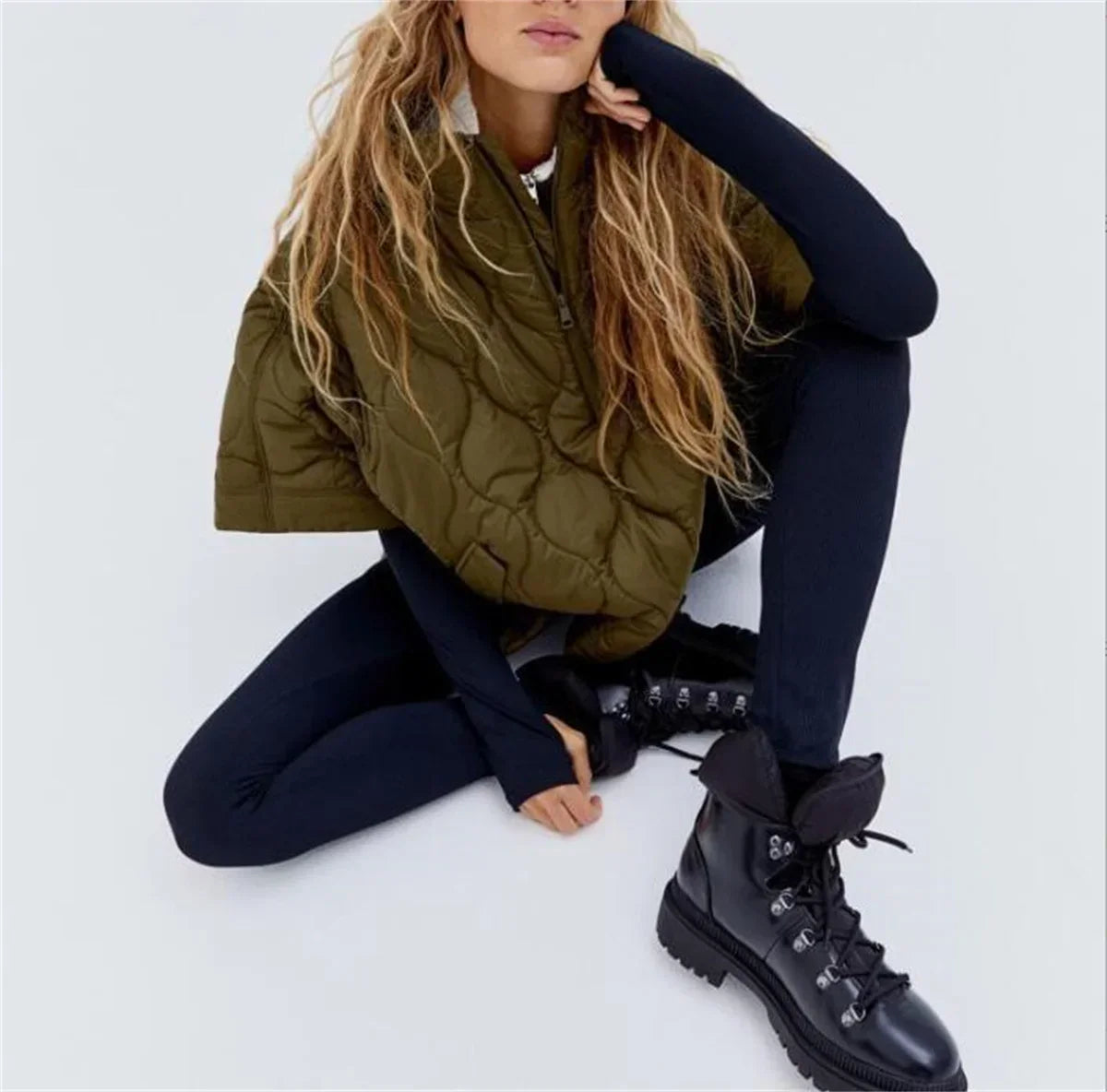 Samina™ | Women's Army Green Padded Parka Jacket with Zip and Stand-Up Collar – Short Sleeve for Winter 