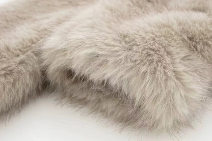 50% off | FurNest™ - Luxury Women's Fur Jacket [Last Day Discount]