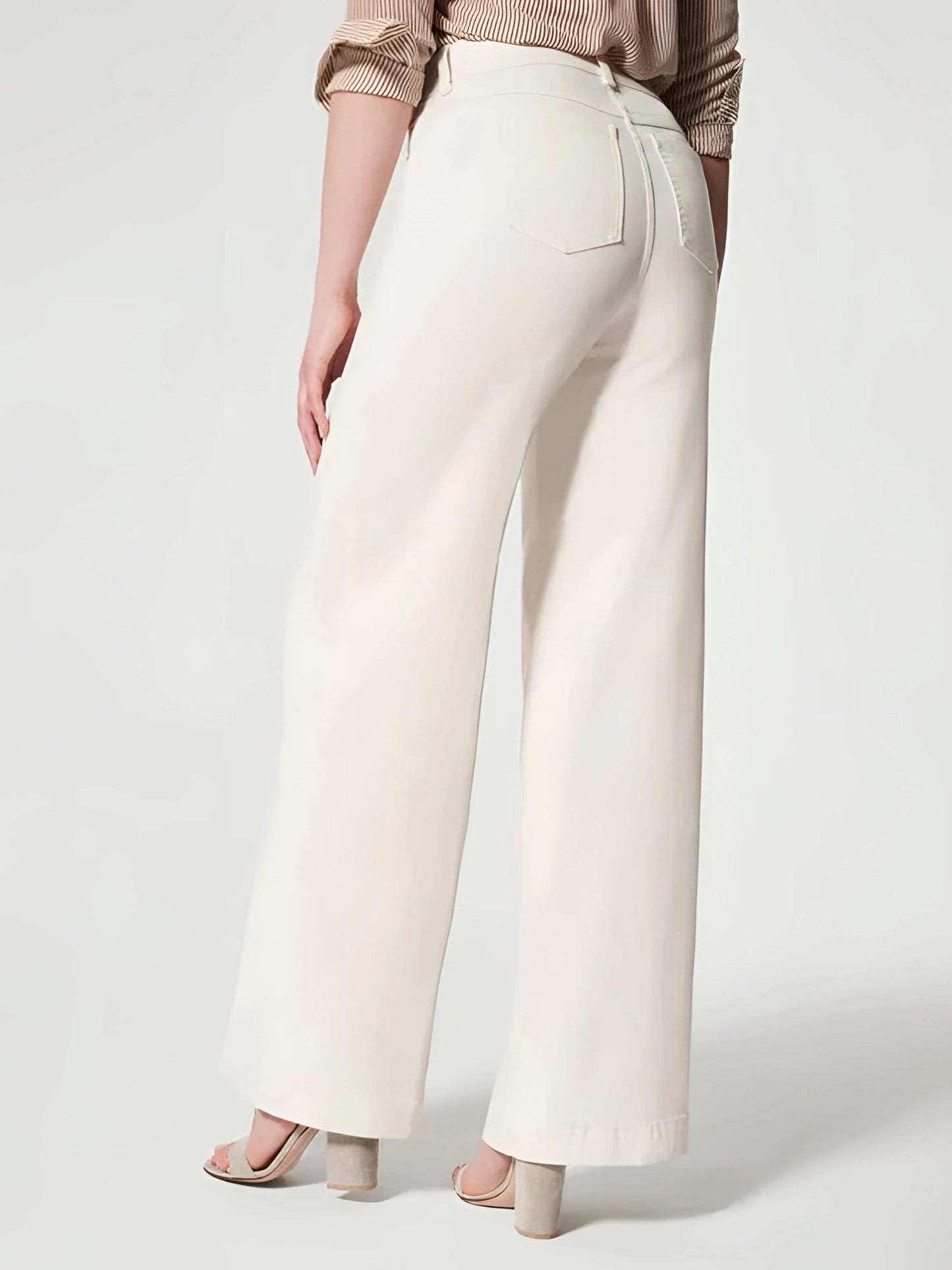 RetroLeg™ | High-waisted 70s-style jeans | Wide legs &amp; retro flare