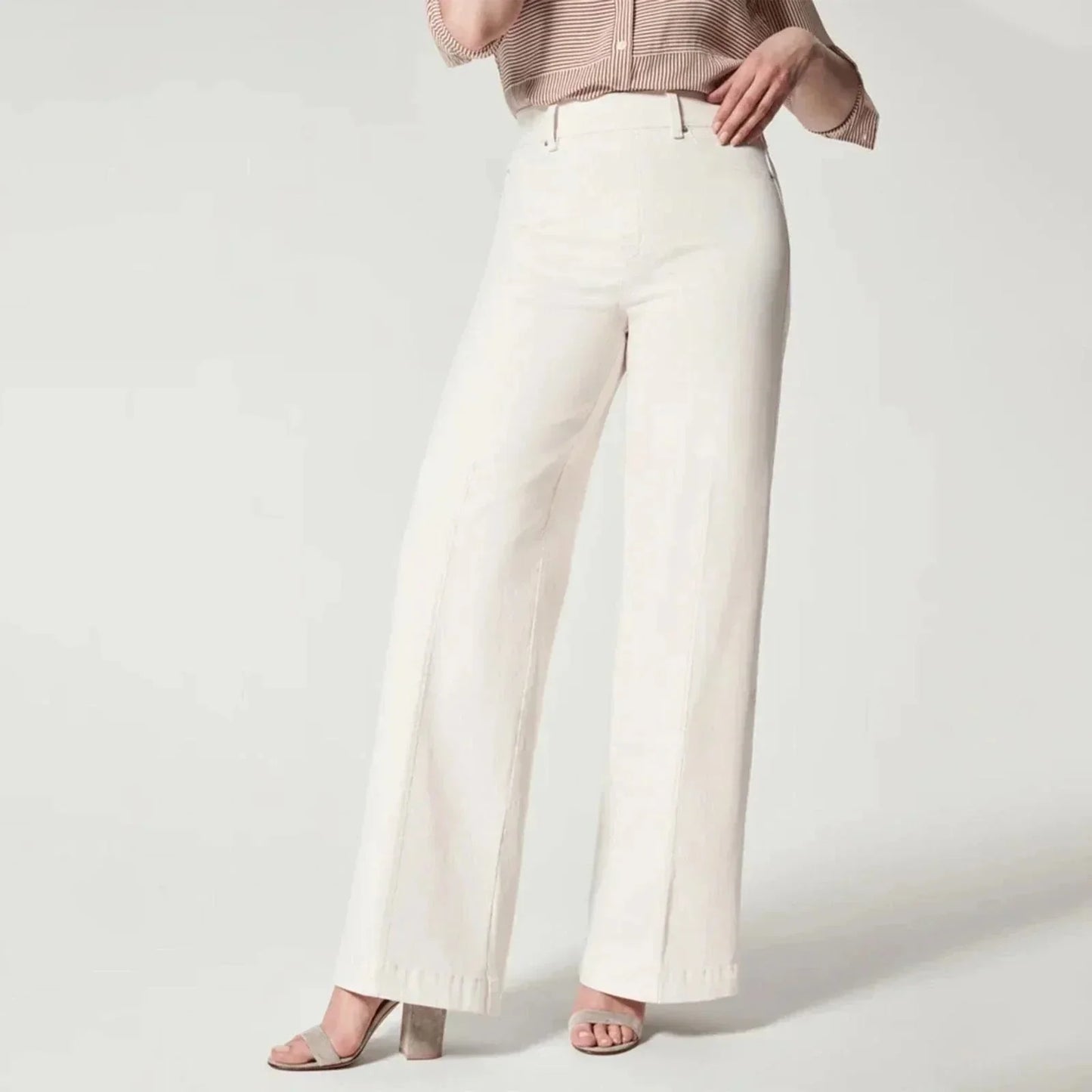RetroLeg™ | High-waisted 70s-style jeans | Wide legs &amp; retro flare