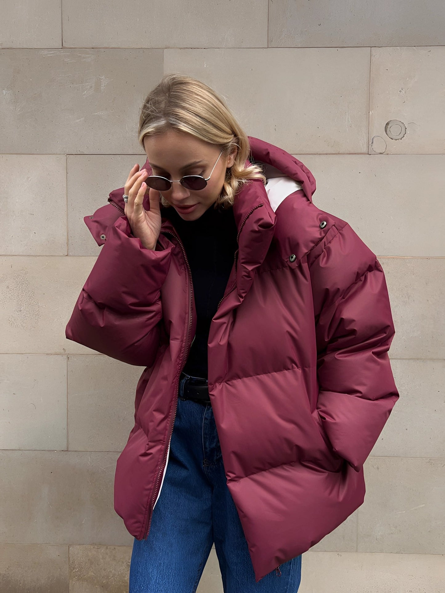 PufferLux™ | Oversized Women's Black Puffer Jacket with Hood | Insulated &amp; Fashionable