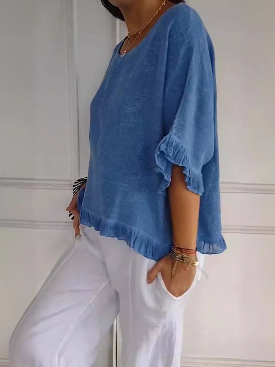 Nuvéa™ | Round neck, gathered hem, medium sleeves, cotton and linen 