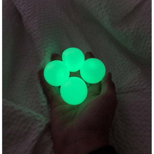 StickyLuster™ | Sticky Light Bulbs