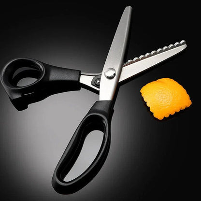 SilkySnipper™ | Scissors with a thick, sharp tip!