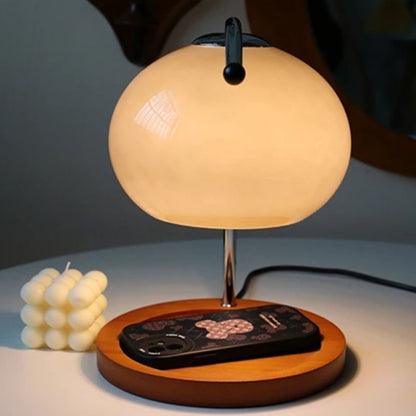 Vintage Glas-Tischlampe mit elegantem Retro-Design