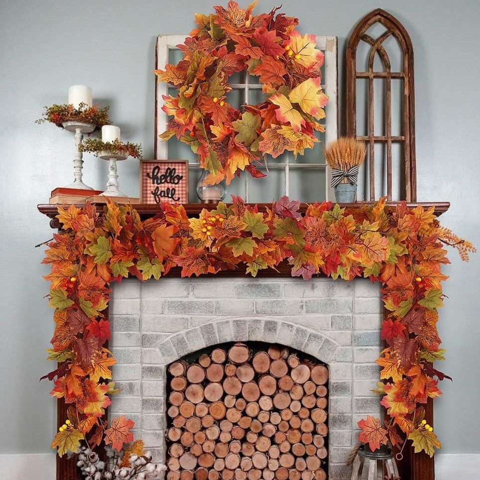 MapleCharm™ | Autumn wreath with pumpkin maple leaves 