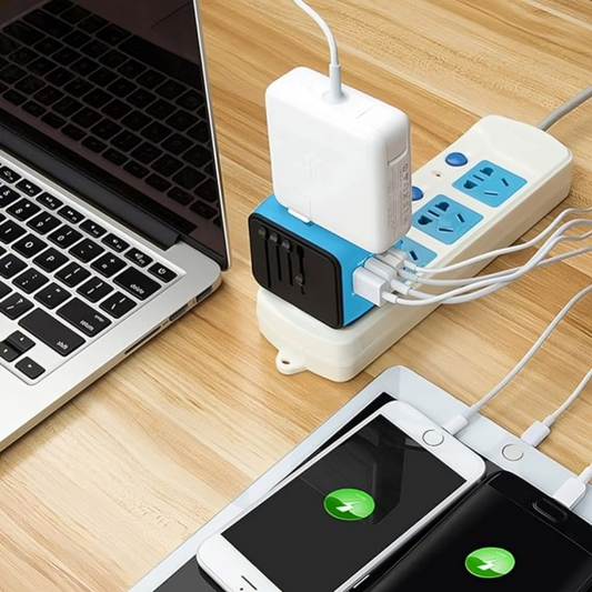 GlobeCharge™ | Offers an all-in-one adapter charging solution
