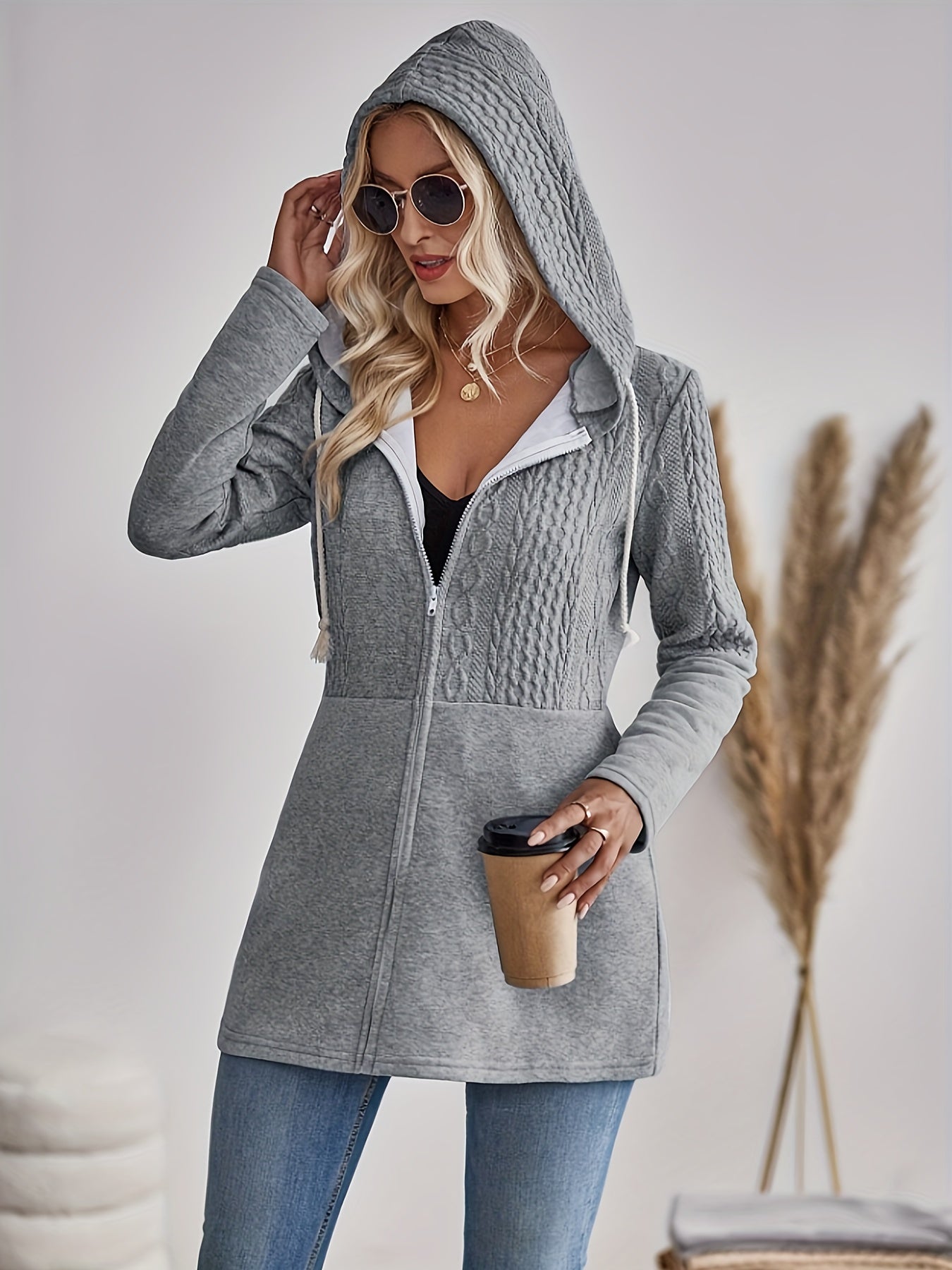 Tivindra™ | Women's Zip-Up Hooded Jacket in Light Grey