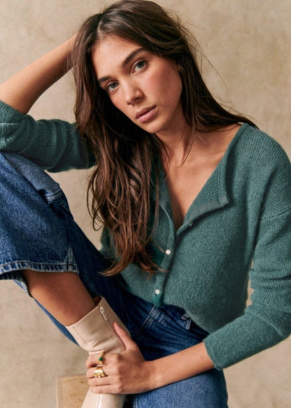 WarmEmbrace™ | super soft knit sweater 