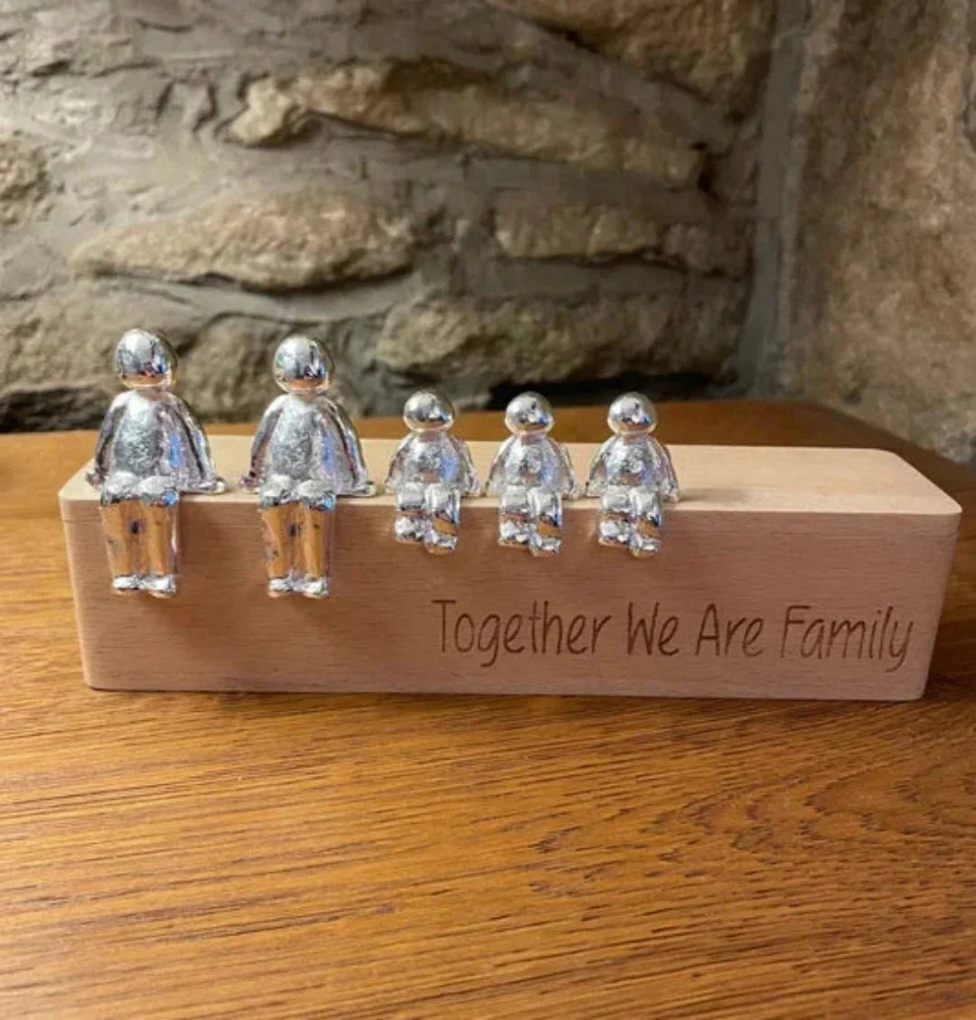 Eternal Bonds™ | Sculpture of eternal family relationships