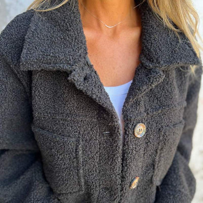 WoolHaven™ - Wool coat for warmth and style