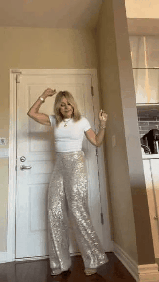 GlimmerFlex™ – Stretchy &amp; Sparkling 