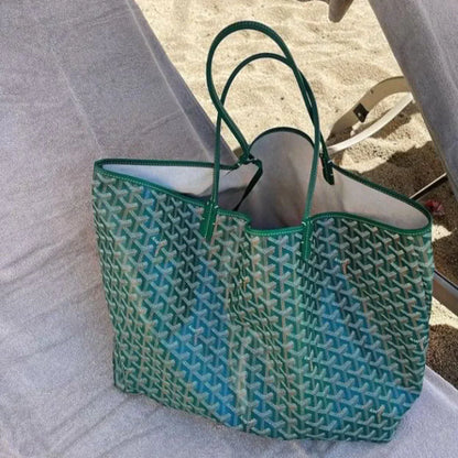 Velvoura™ – Elegant &amp; Versatile Luxury Handbag 