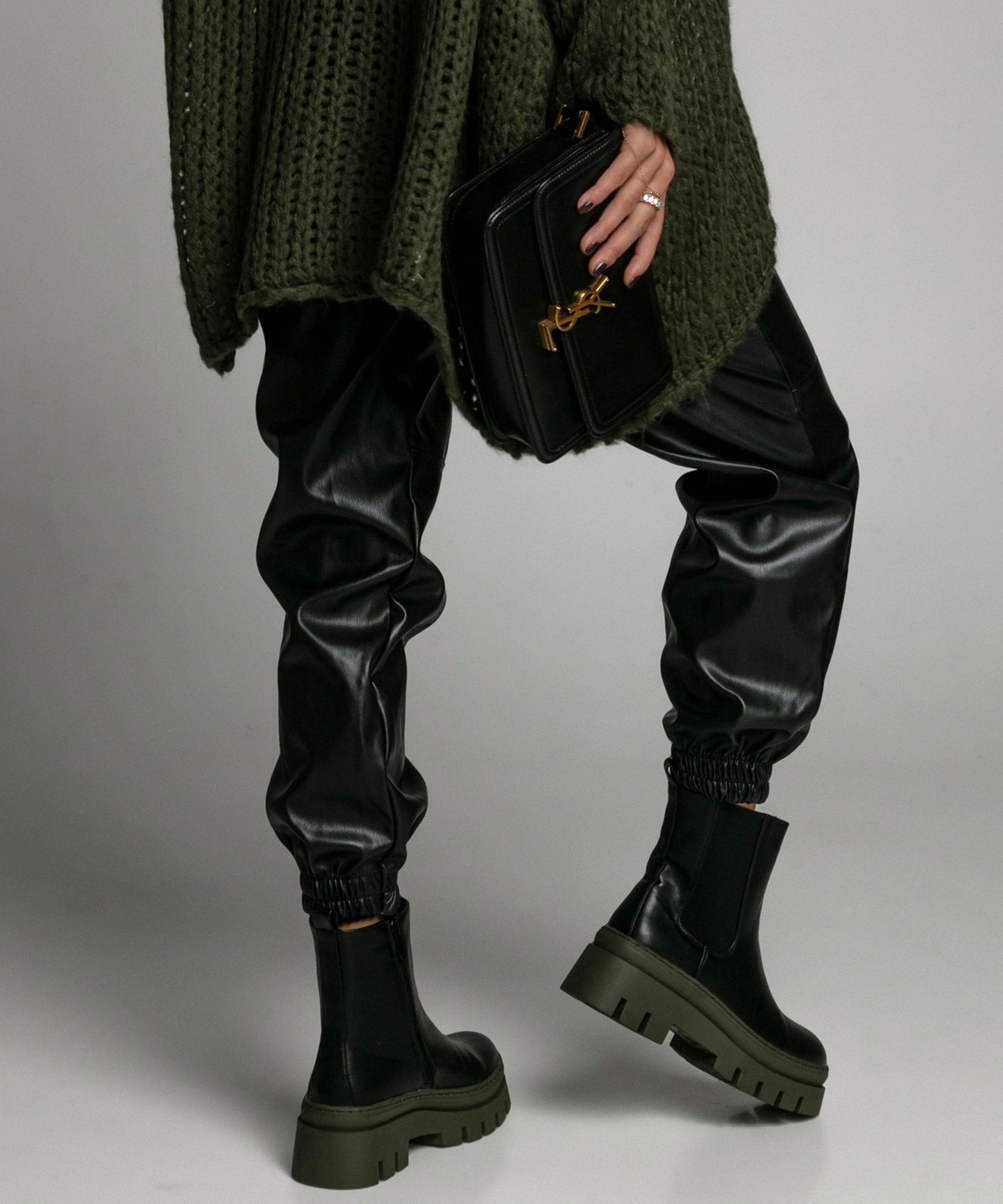 Quinett™ | Nora Short Khaki Boots