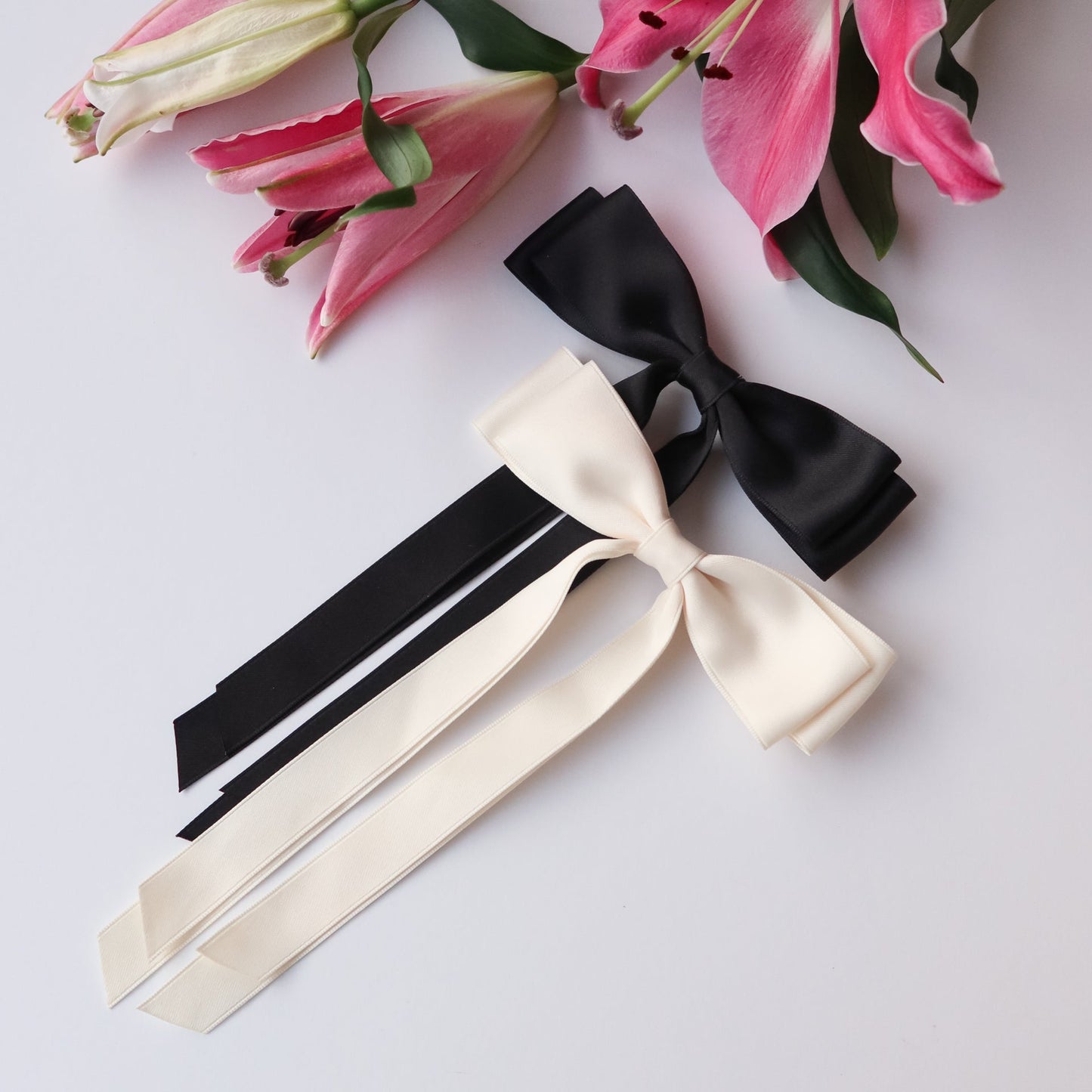 Noelle™ | Lint Hair Bow Black
