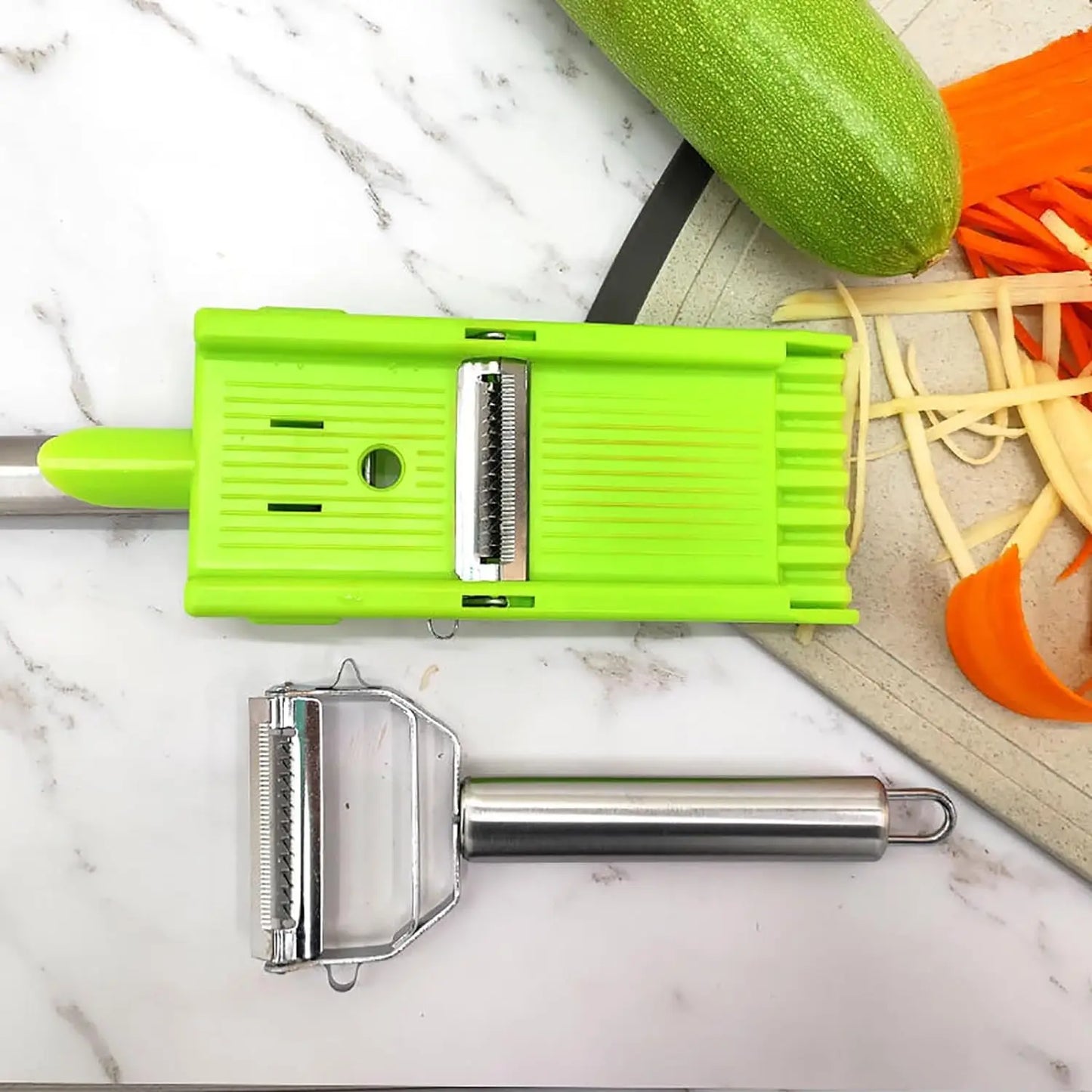 Peelux™ | pivoting vegetable peeler