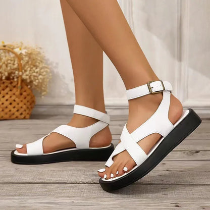 Clarissa™ | Flat strappy sandals with adjustable buckle