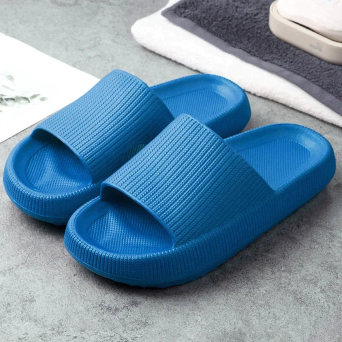 Soft Glide™ | Soft sole EVA inner slides