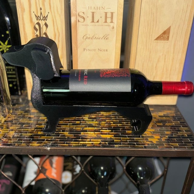 VinoDackel™ | Dachshund wine bottle holder for stylish storage