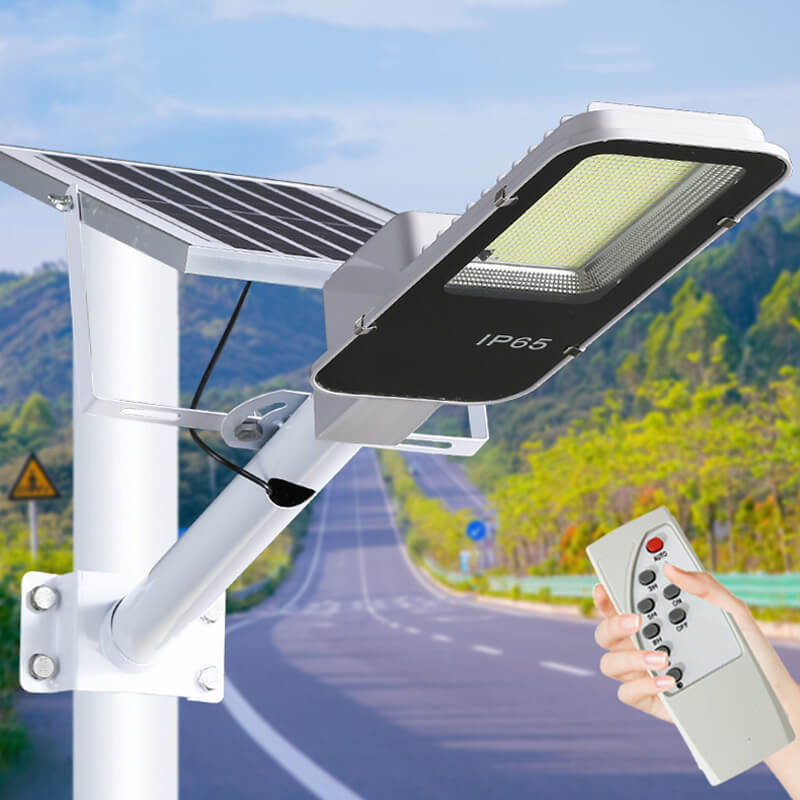 LumiStreet™ - Powerful outdoor solar lighting