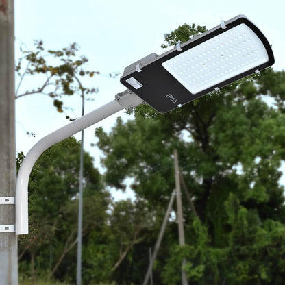 LumiStreet™ - Powerful outdoor solar lighting