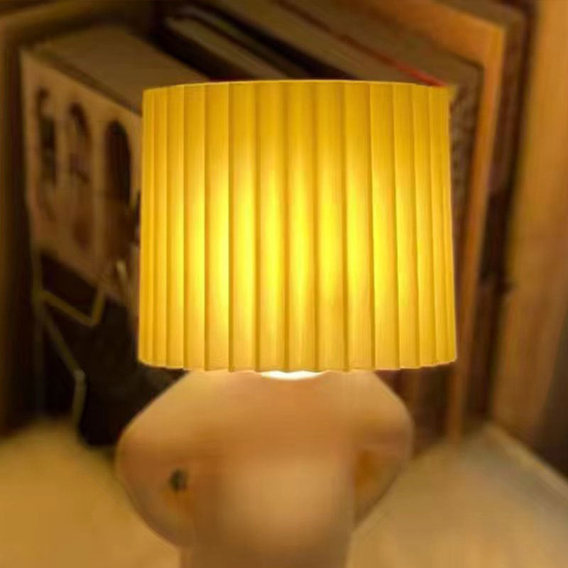 Lampet Quirky table lamp with folded lampshade
